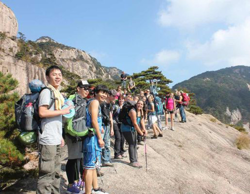 Huangshan & West Sea Grand Canyon Hiking Tour, Yellow Mountain Hiking Tour