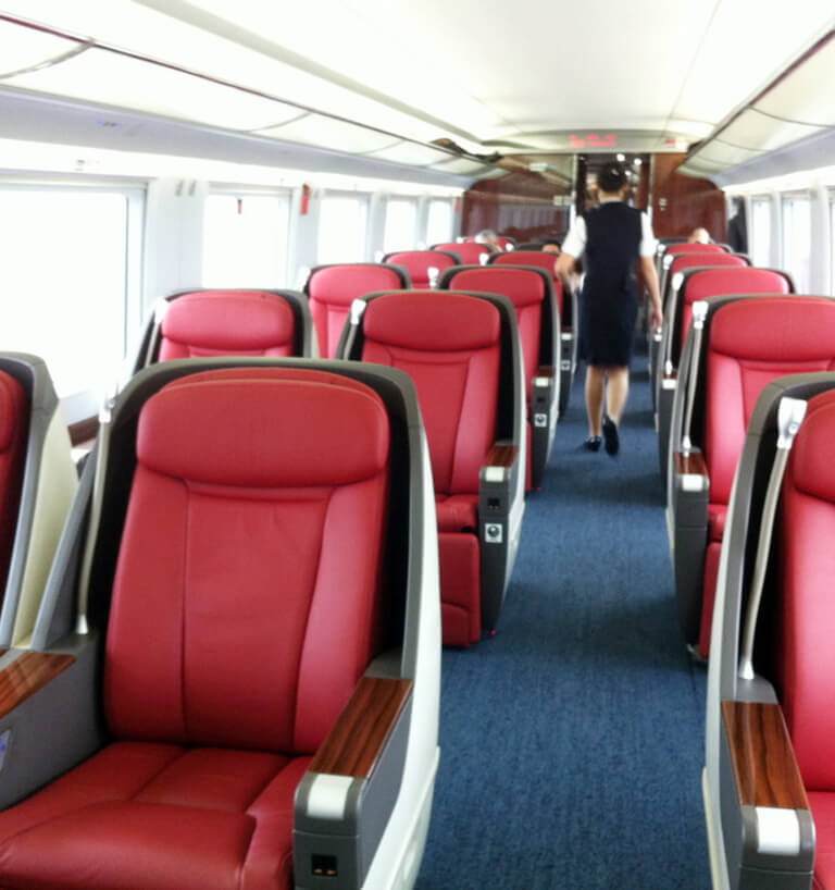 Deluxe Bussiness Class Coach