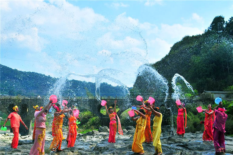 Dai Water Splashing Festival