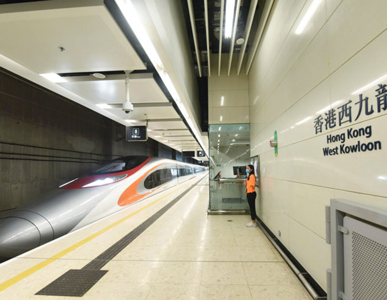 Hong Kong West Kowloon Railway Station Platform