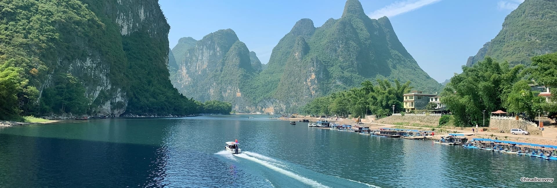 Top 3 Best Ways to Visit Li River: Cruising, Bamboo Rafting and Hiking