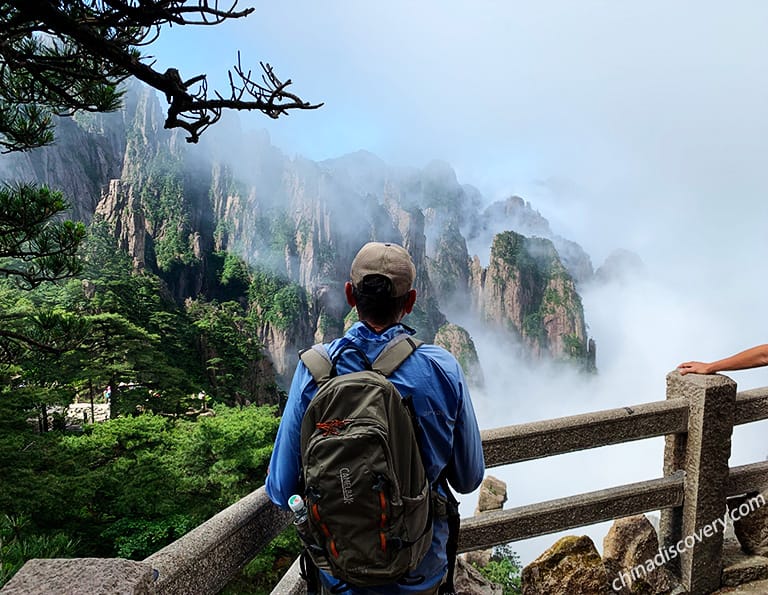 Huangshan Hiking