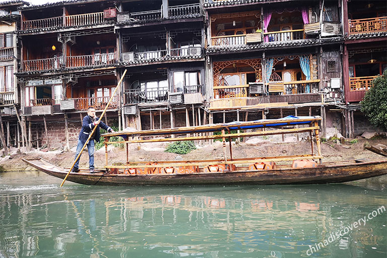 Grab Ducks During Dragon Boat Festival