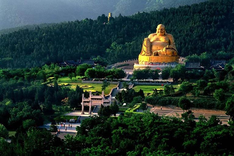 Thousand Buddha Mountain