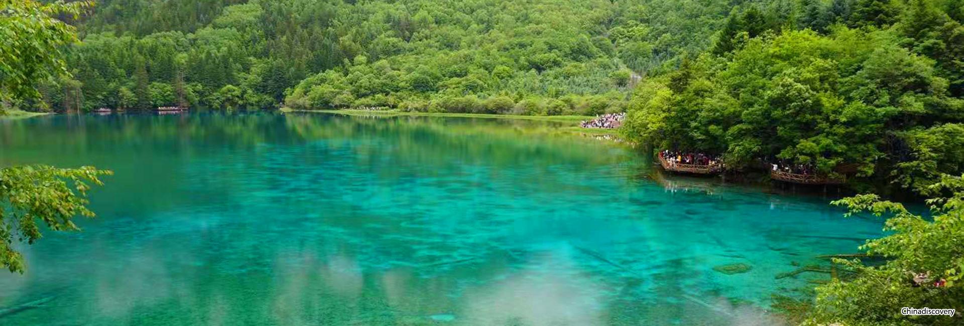 jiuzhaigou tour operator