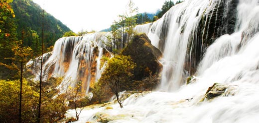 Beautiful Waterfalls in Jiuzhaigou National Park