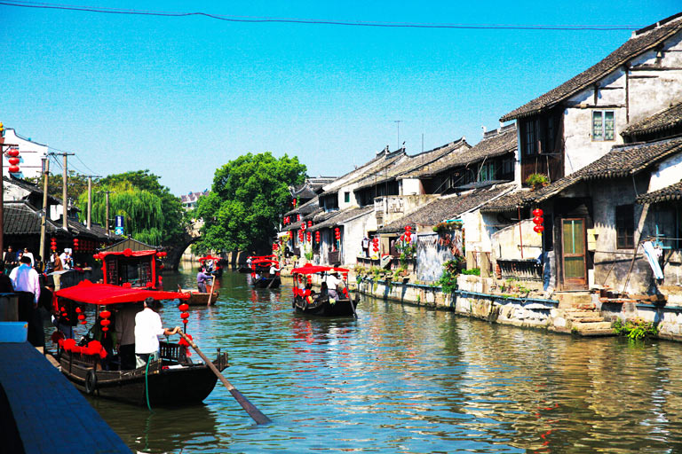 4 Days Shanghai Tour to Fengjing Ancient Water Town