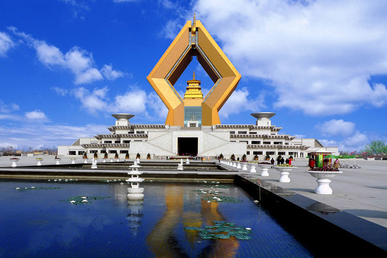 The Modern Buddhist Archtiecture in Famen Temple