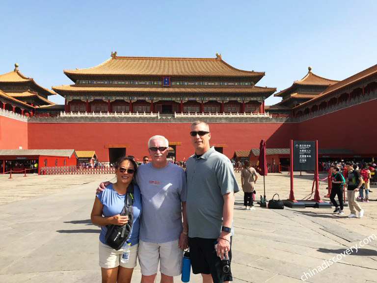 Guide to Exploring Beijing's Forbidden City in a wheelchair