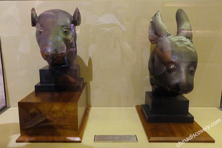 Bronze Heads of Rat and Rabbit collected in National Museum of China