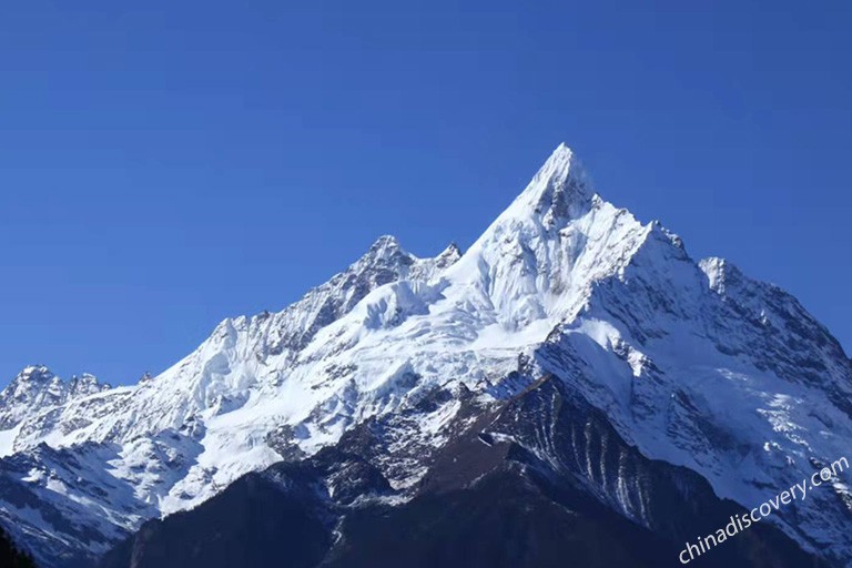 Meili Snow Mountain in Shangri-La