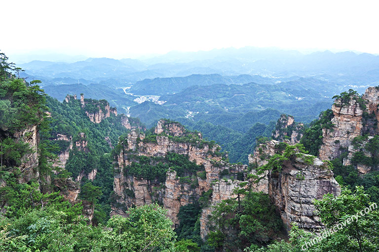 Zhangjiajie National Forest Park - Yangjiajie