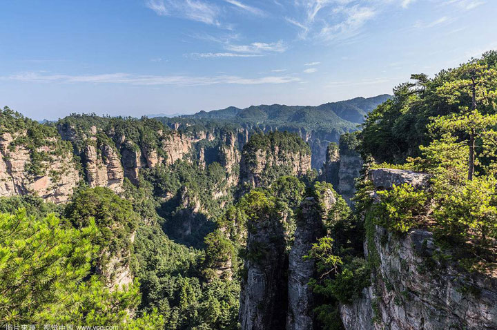 Zhangjiajie Tour