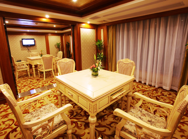 Yangtze Gold 8 - Onboard Service