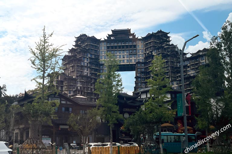 Stilted Houses of 72 Strange Buildings