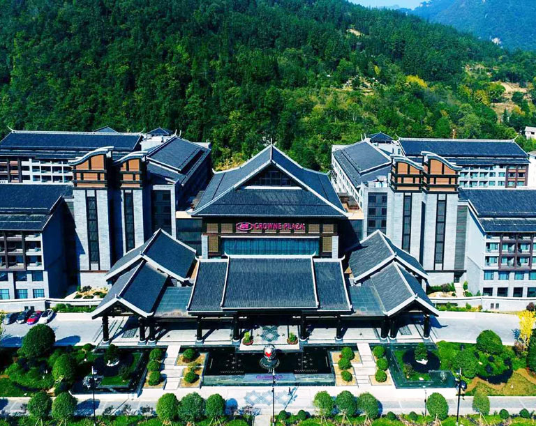 Crowne Plaza Zhangjiajie Wulingyuang