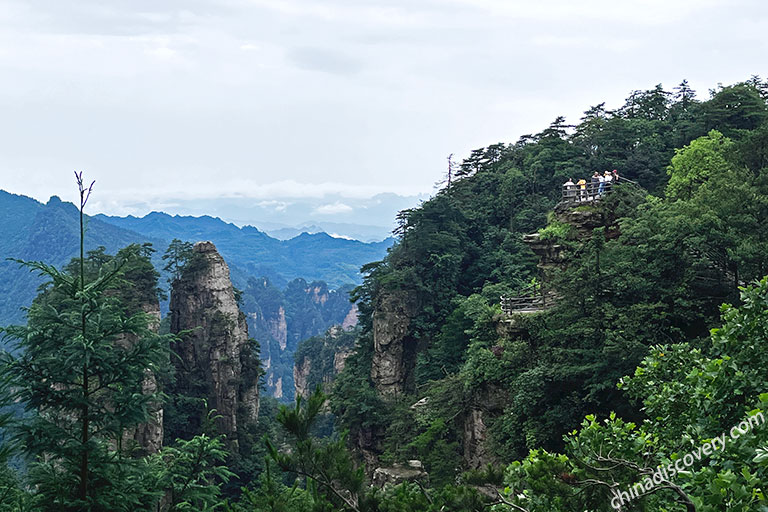 Huangshizhai, Huangshi Village