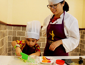 Cooking Class in Sichuan Cuisine Museum with China Discovery